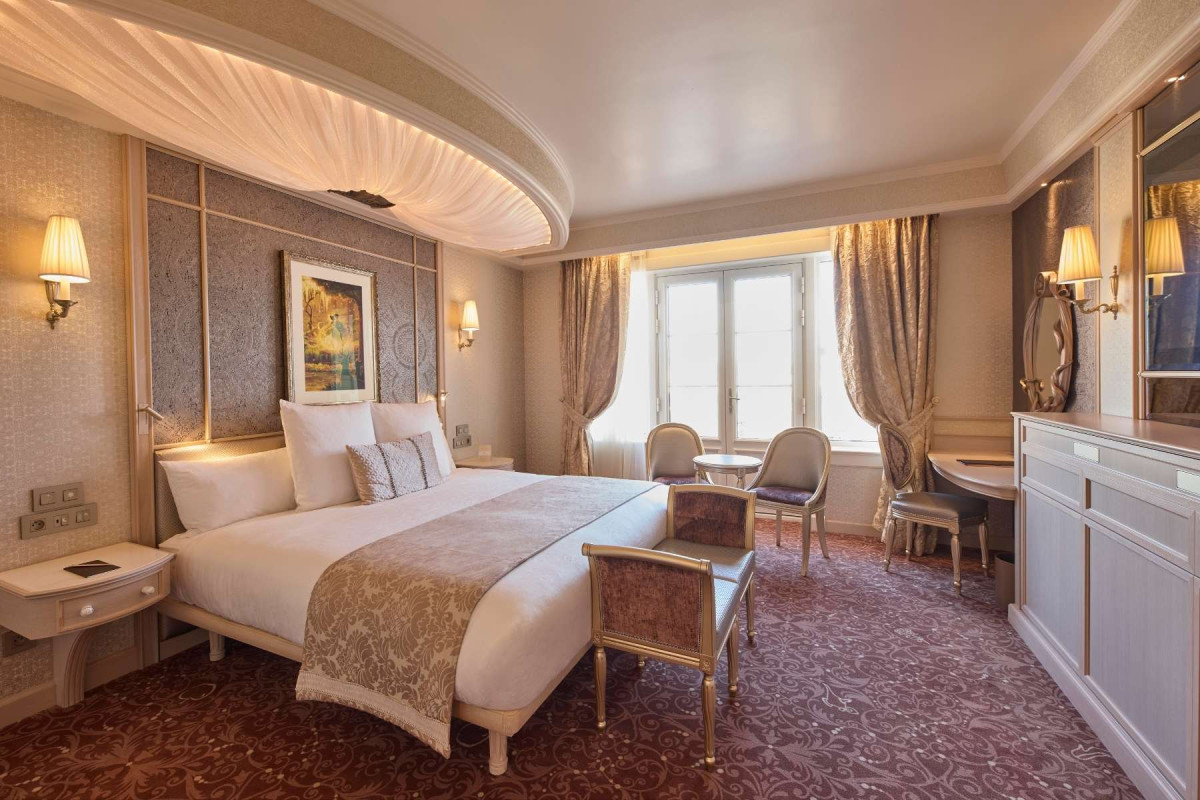 Disneyland Hotel Double Room