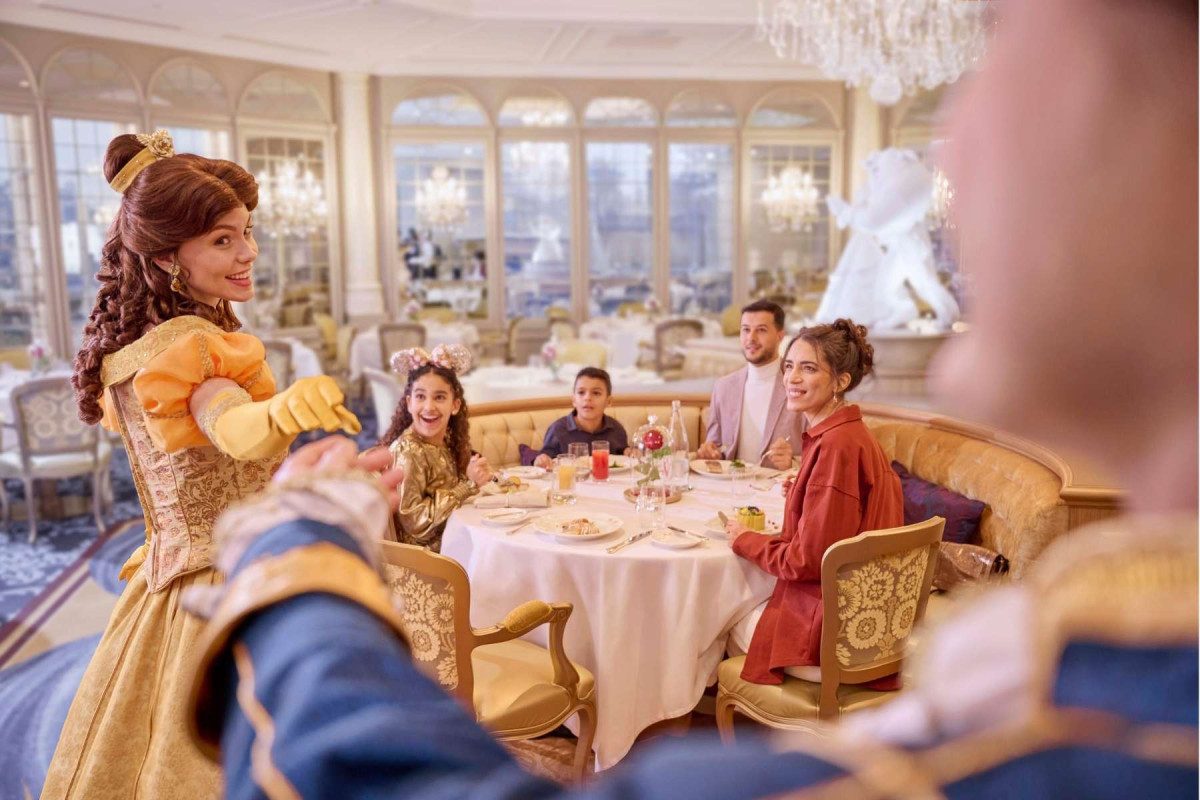 Disneyland Hotel Guests at Restaurant