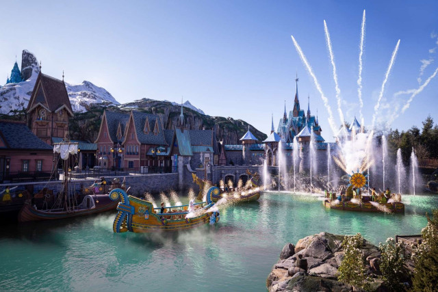 World of Frozen Disneyland Park